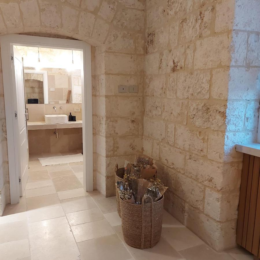 Palazzo Momi Bed and Breakfast Bari Exteriör bild