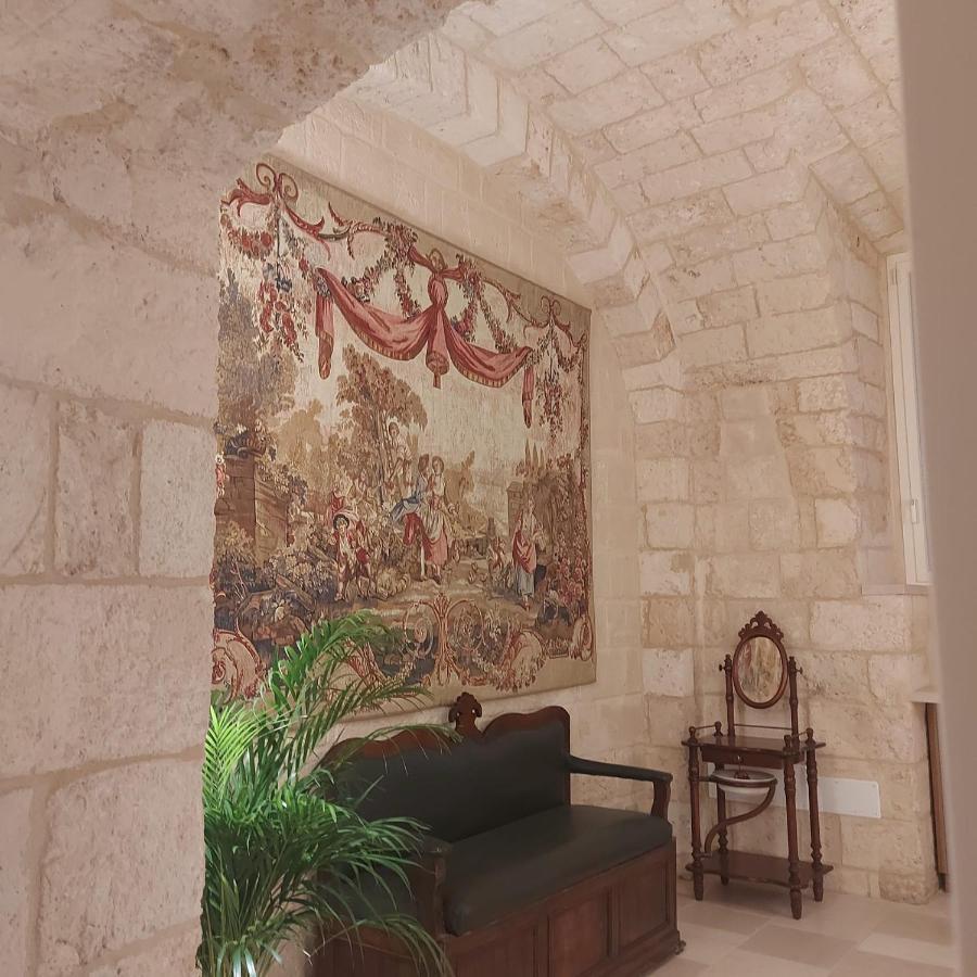 Palazzo Momi Bed and Breakfast Bari Exteriör bild