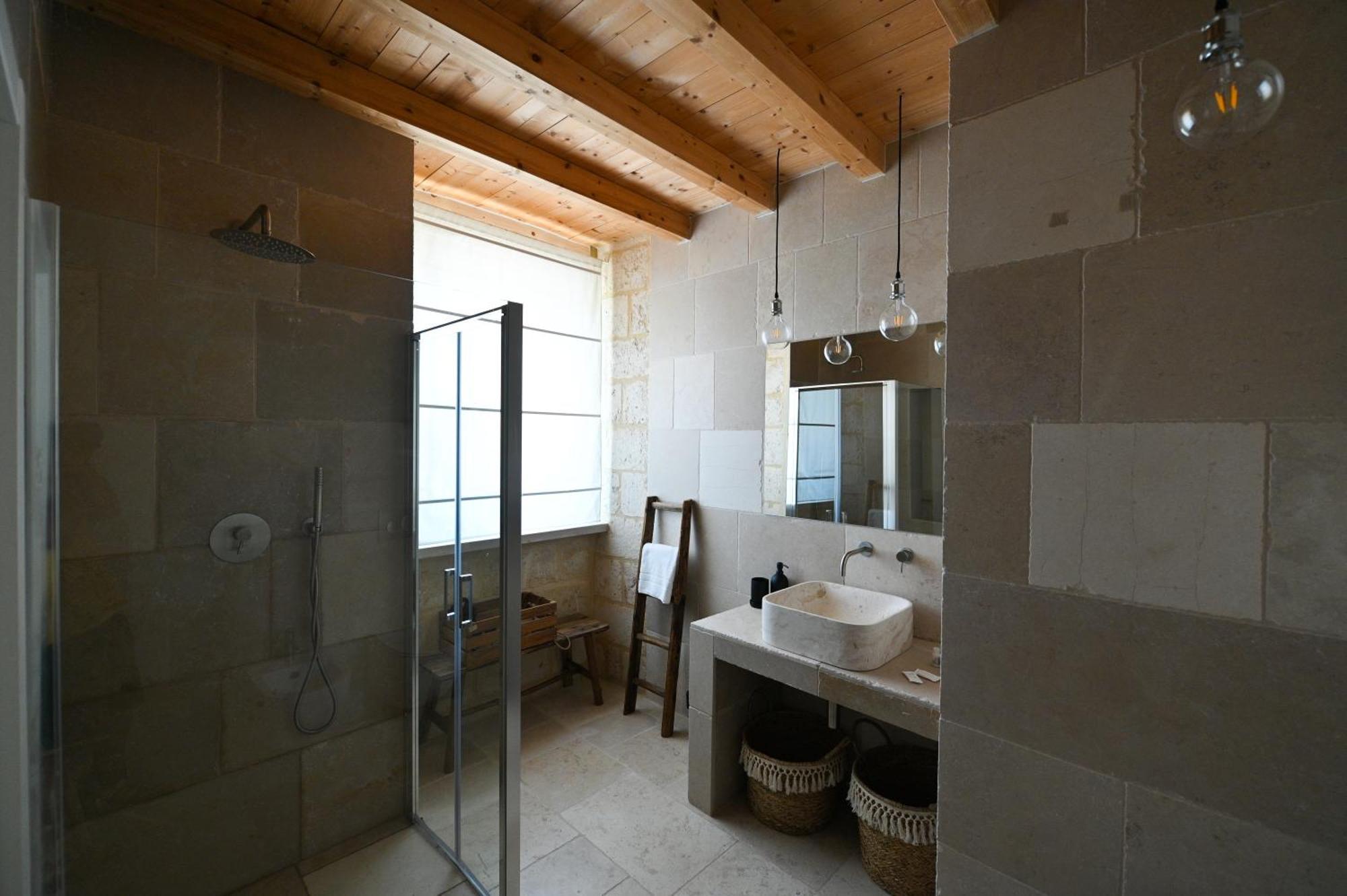 Palazzo Momi Bed and Breakfast Bari Exteriör bild