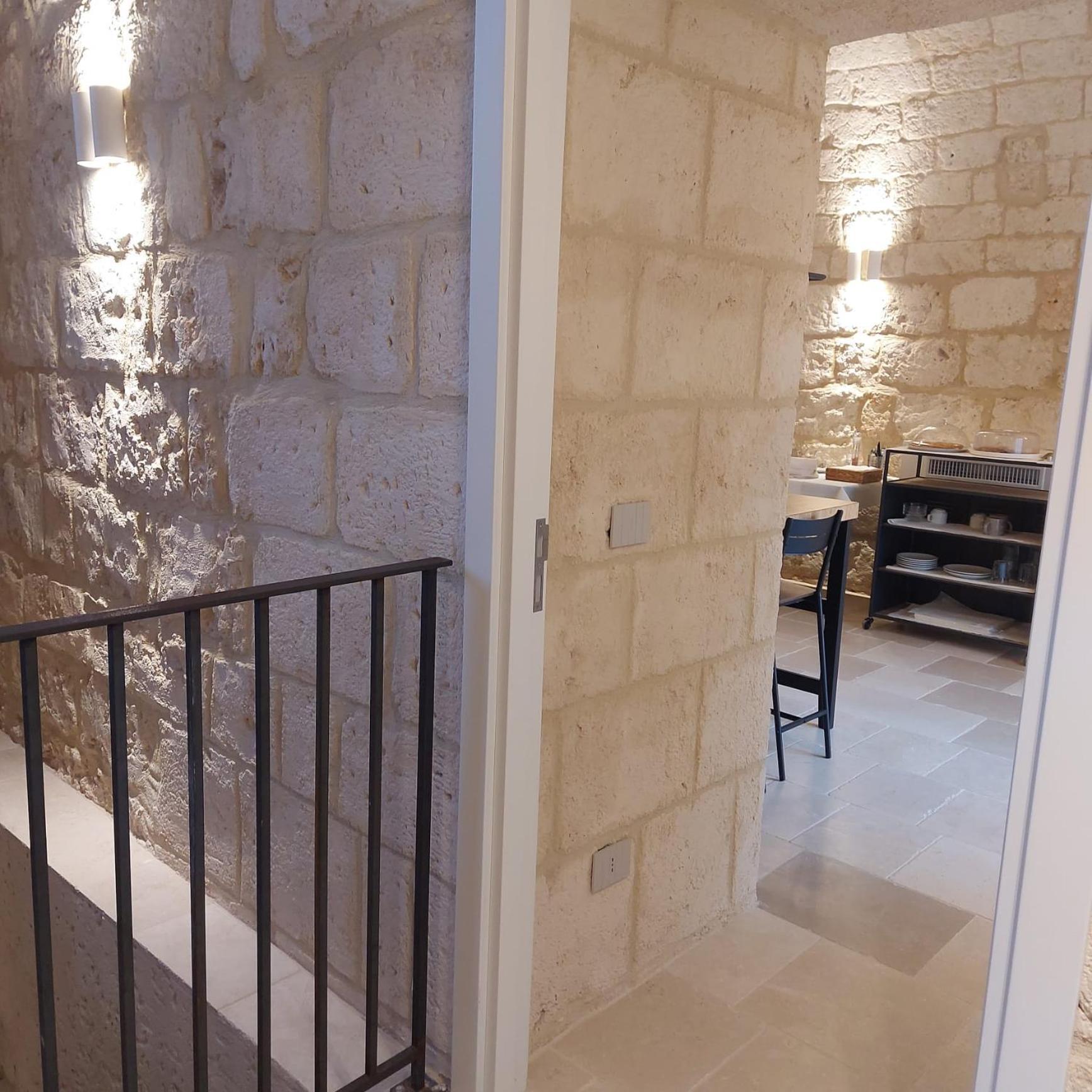 Palazzo Momi Bed and Breakfast Bari Exteriör bild